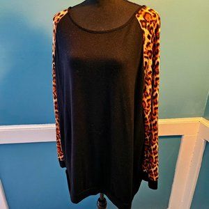 Allegrace Black with Animal Print Long Sleeves Shirt. Comfortable/Long. Size 24W